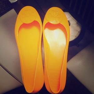 Tory burch rain flats